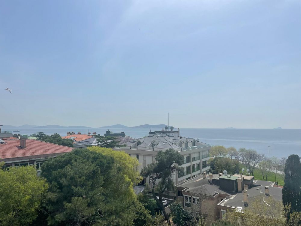 YALI PARSELİNDE 350m2 ŞAHANE DENİZ MANZARALI ULTRA LUKS DAİRE