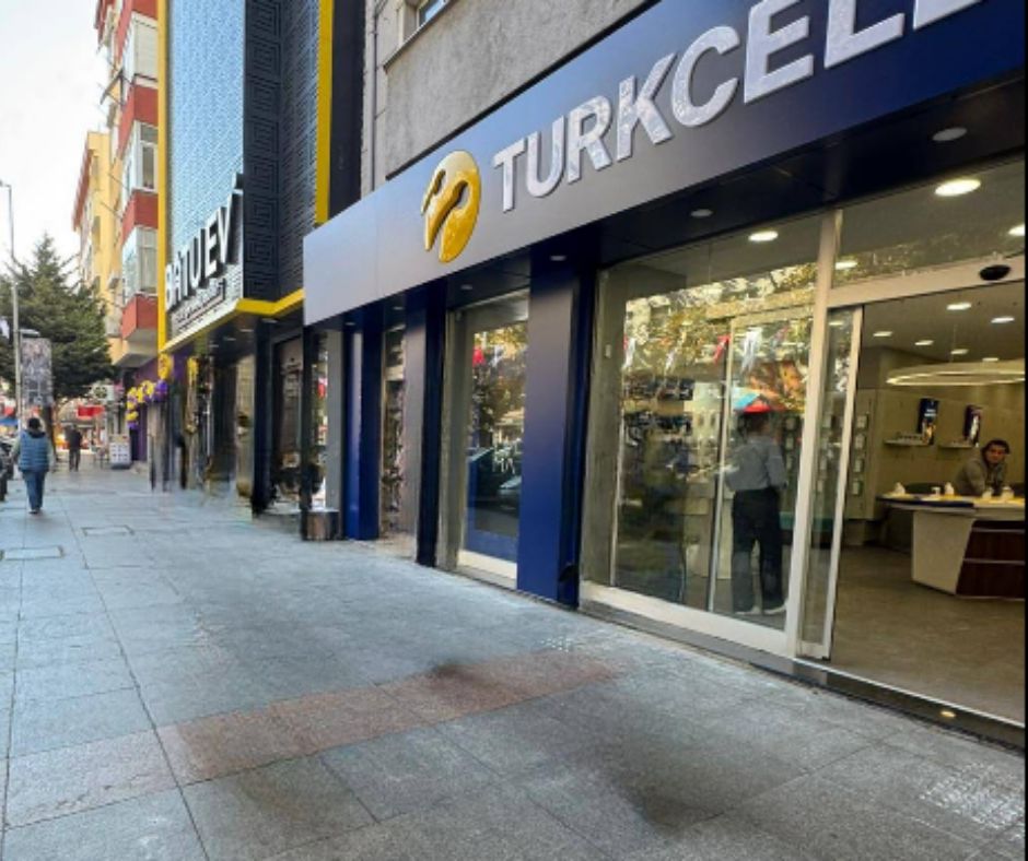 KARTAL SOĞANLIK ANA CADDE UZERİ KURUMSAL KİRACILI MAĞAZA