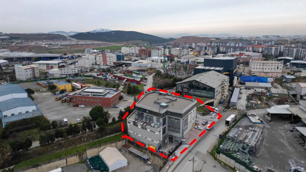 Şekerpınarda Kiralık 6.000 m² Tam Donanımlı Uretim Fabrikası
