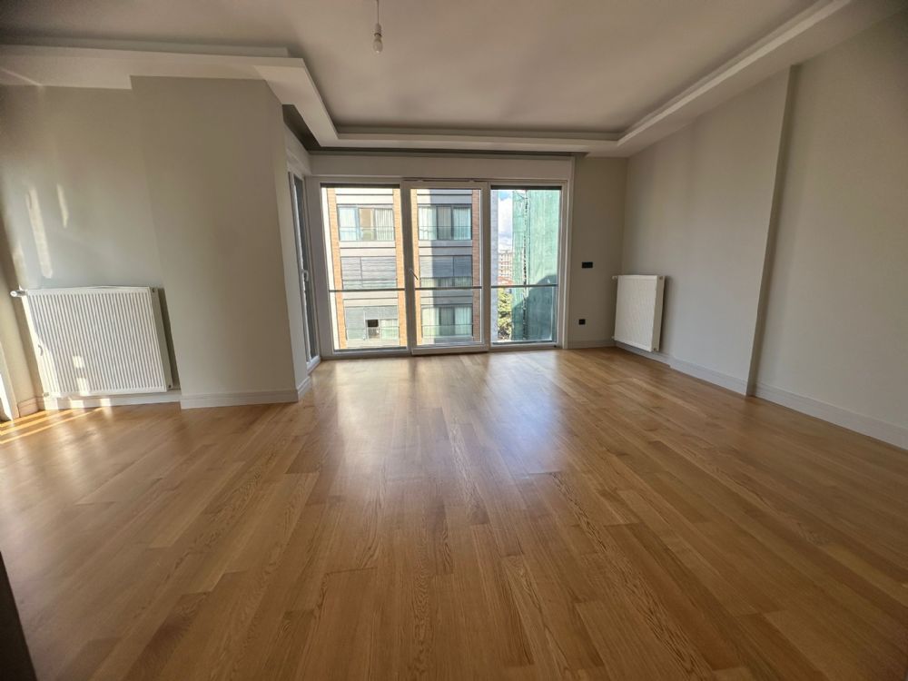 FENERBAHÇE KALAMIŞ DENİZ MANZARALI SATILIK LUKS DAİRE